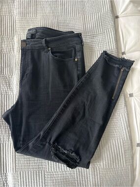 Forever 21 Black Skinny Jeans with Ankle Zips and Frayed Knees and Edges